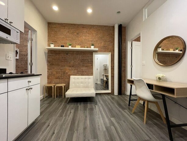 Imagen de la habitación del Hotel and the City-Midtown. Foto 19