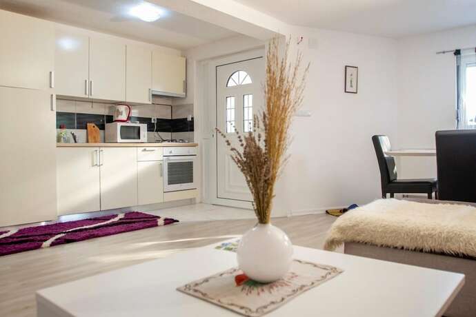 Imagen general del Hotel apartmani lavanda. Foto 8