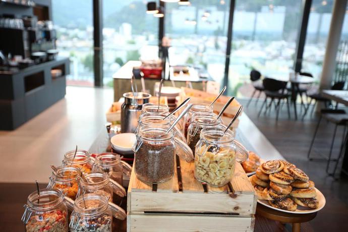 Imagen del bar/restaurante del Hotel arte Salzburg. Foto 3