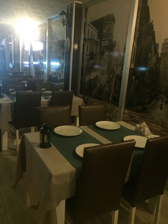 Imagen del bar/restaurante del Hotel Şato Otel Lara. Foto 2