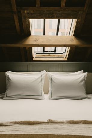 Imagen de la habitación del Hotel august. Foto 3