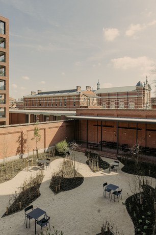 Imagen de la habitación del Hotel august. Foto 9