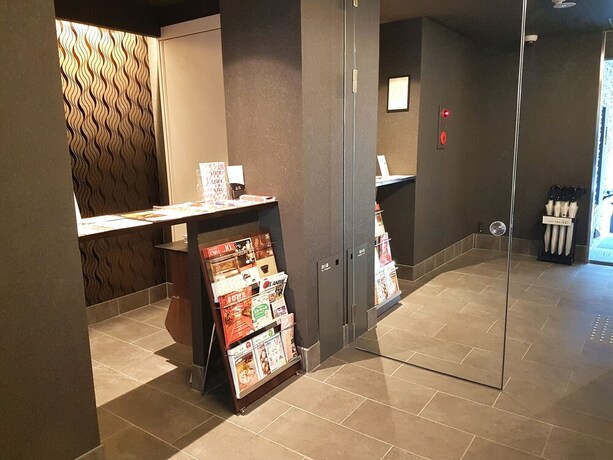 Imagen de los interiores del Hotel a-un. Foto 18
