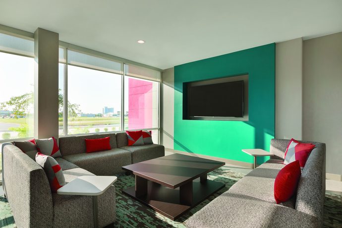 Imagen de los interiores del Hotel avid hotel Oklahoma City Airport, an IHG. Foto 20