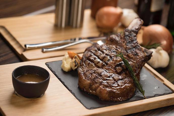 Imagen del bar/restaurante del Hotel bai Hotel. Foto 9