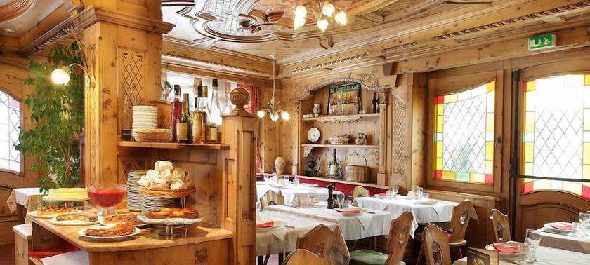 Imagen del bar/restaurante del Hotel beau site, Malbuisson. Foto 6
