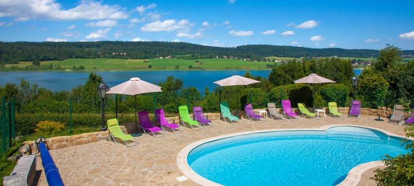 Imagen de la piscina del Hotel beau site, Malbuisson. Foto 18