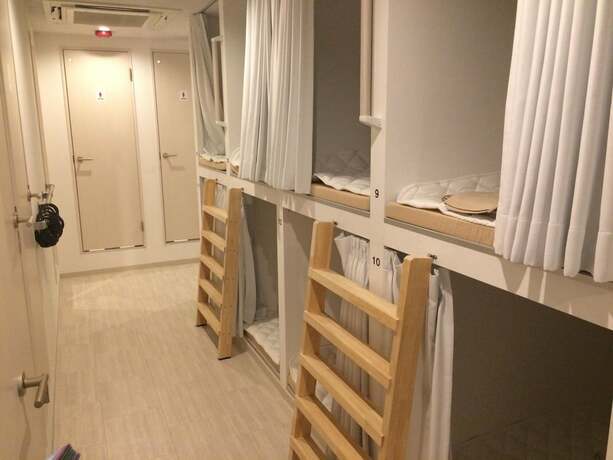 Imagen general del Hotel bnb+ Costelun Akiba - Hostel, Caters to Women. Foto 5