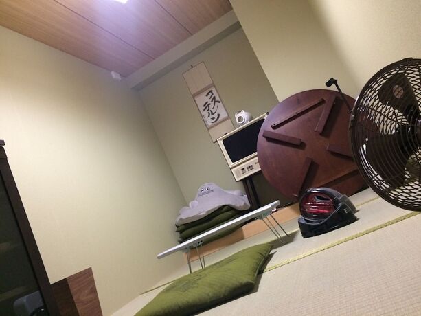 Imagen general del Hotel bnb+ Costelun Akiba - Hostel, Caters to Women. Foto 13
