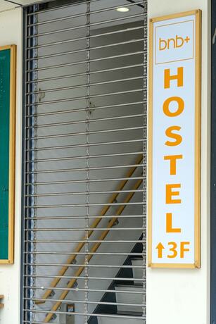 Imagen general del Hotel bnb+ Yokohama Motomachi - Hostel. Foto 4