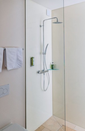 Imagen de la habitación del Hotel b_smart hotel Widnau. Foto 7