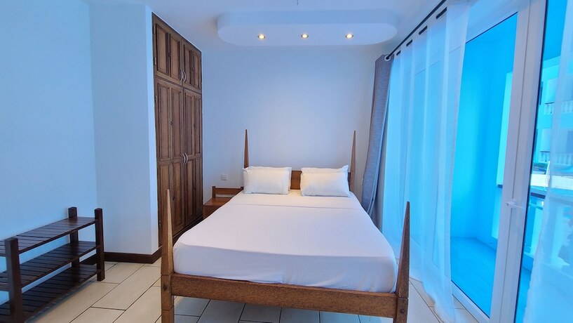 Imagen de la habitación del Hotel c3 Cowrie Shell Residences. Foto 17