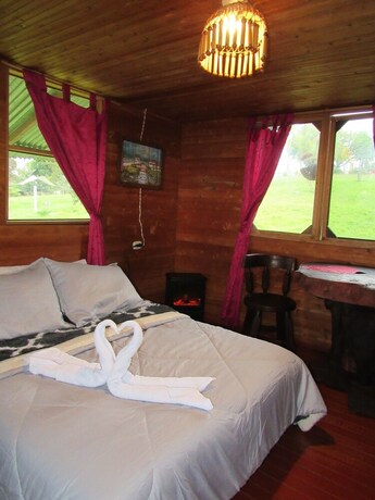 Imagen de la habitación del Hotel caba&ntilde;as monaco. Foto 19