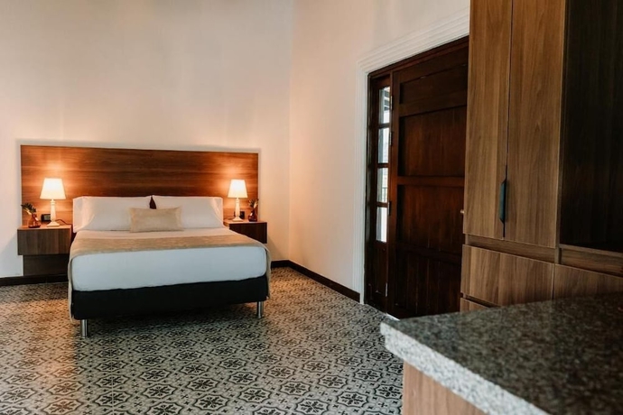 Imagen de la habitación del Hotel catleya royal club. Foto 8