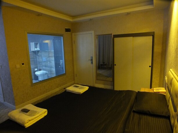 Imagen de la habitación del Hotel &ccedil;ankaya Suit. Foto 16