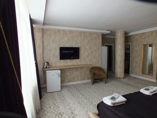 Imagen de la habitación del Hotel &ccedil;ankaya Suit. Foto 19