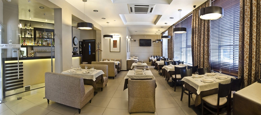 Imagen del bar/restaurante del Hotel -centre Avanta. Foto 4