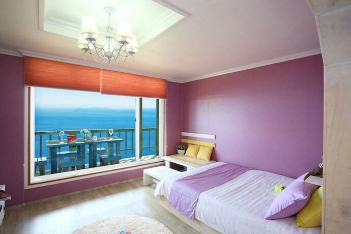 Imagen de la habitación del Hotel chocolate. Foto 15