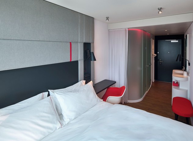 Imagen de la habitación del Hotel citizenM Boston Back Bay. Foto 2