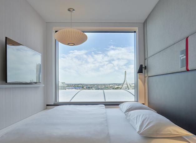 Imagen de la habitación del Hotel citizenM Boston North Station. Foto 12