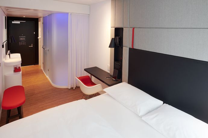 Imagen de la habitación del Hotel citizenM Chicago Downtown. Foto 3