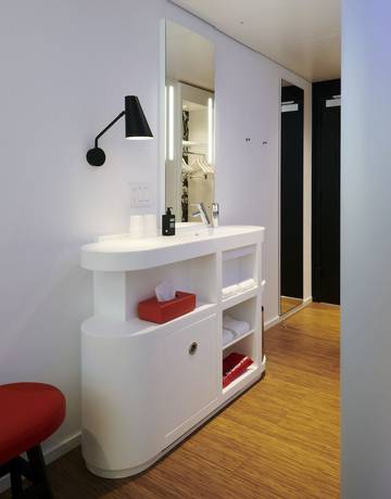 Imagen de la habitación del Hotel citizenM Chicago Downtown. Foto 13