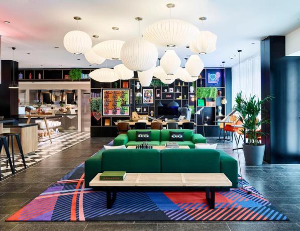 Imagen de los interiores del Hotel citizenM Dublin St Patrick's. Foto 7