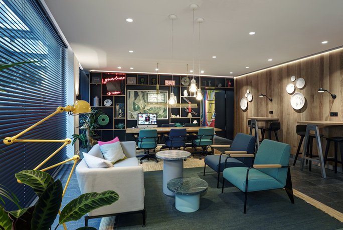 Imagen de los interiores del Hotel citizenM Geneva. Foto 16