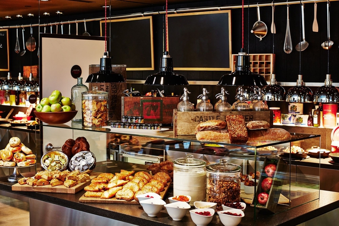 Imagen del bar/restaurante del Hotel citizenM New York Times Square. Foto 4