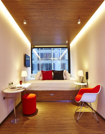 Imagen de la habitación del Hotel citizenM New York Times Square. Foto 7