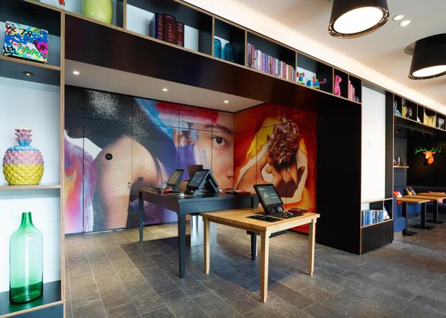 Imagen de los interiores del Hotel citizenM Zürich. Foto 6