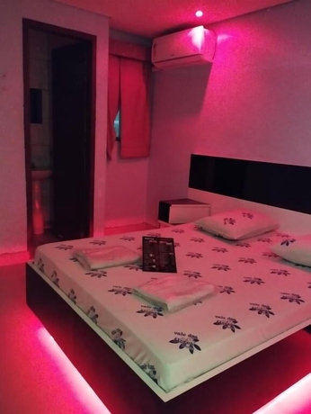 Imagen de la habitación del Hotel cowboy. Foto 5