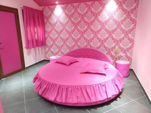 Imagen de la habitación del Hotel cupido park. Foto 17