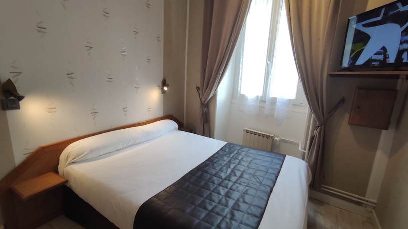 Imagen de la habitación del Hotel d\'Angleterre. Foto 10