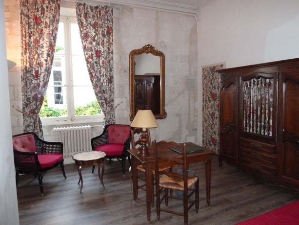 Imagen de los interiores del Hotel d'Arlatan. Foto 12