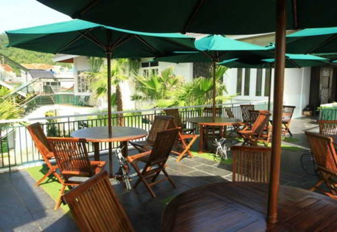 Imagen del bar/restaurante del Hotel d'Ox Ville Padang. Foto 13