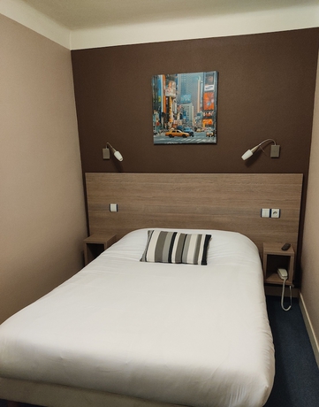 Imagen de la habitación del Hotel de Caen. Foto 9