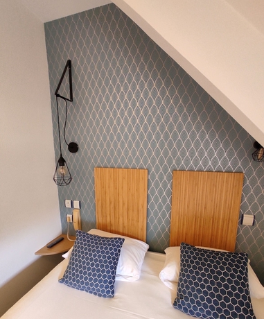 Imagen de la habitación del Hotel de Caen. Foto 10