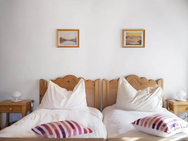 Imagen de la habitación del Hotel de Commune Rougemont. Foto 19