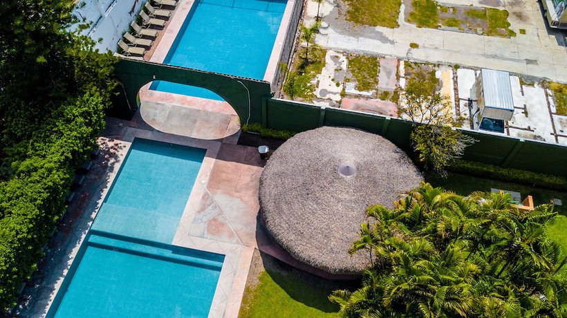 Imagen de la piscina del Hotel de Cuautla. Foto 20