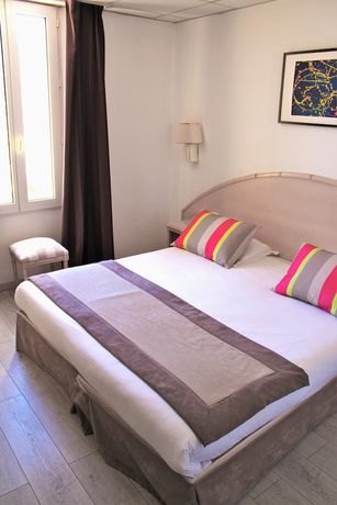 Imagen de la habitación del Hotel de Flore, Saint Raphael. Foto 16