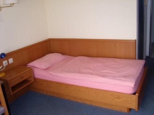 Imagen de la habitación del Hotel de Foetz. Foto 7