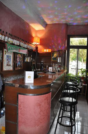 Imagen del bar/restaurante del Hotel de France, La Tour-du-Pin. Foto 3