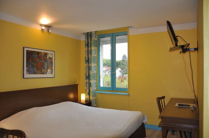 Imagen de la habitación del Hotel de France, La Tour-du-Pin. Foto 14