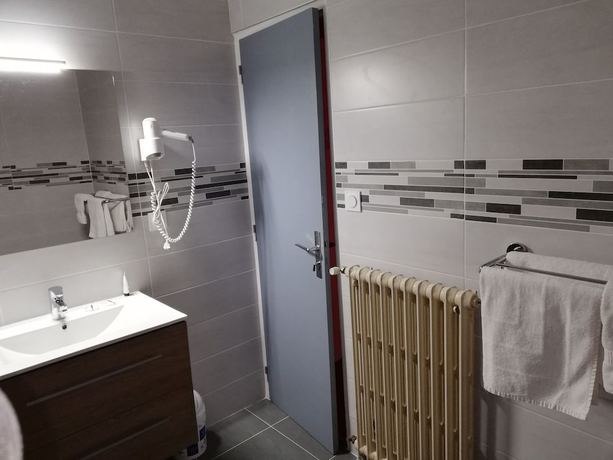 Imagen de la habitación del Hotel de France, Le Champ du Moulin. Foto 17