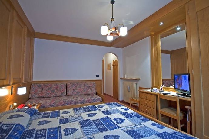 Imagen de la habitación del Hotel de Fr&ograve;nz. Foto 11