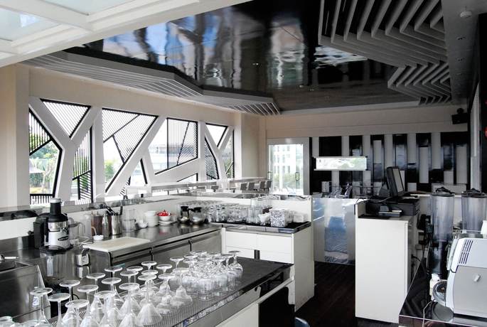 Imagen del bar/restaurante del Hotel de JAVA Hotel. Foto 4