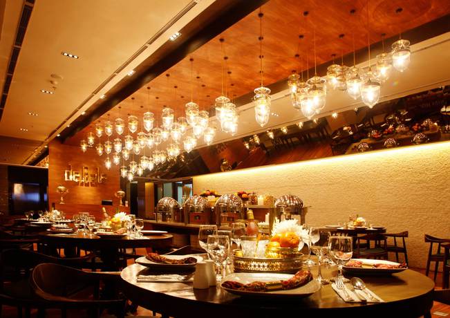 Imagen del bar/restaurante del Hotel de JAVA Hotel. Foto 5