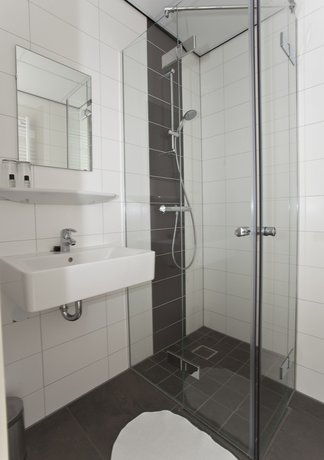 Imagen de la habitación del Hotel de Keizerskroon, Halfweg. Foto 11