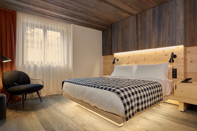 Imagen de la habitación del Hotel de Len. Foto 4